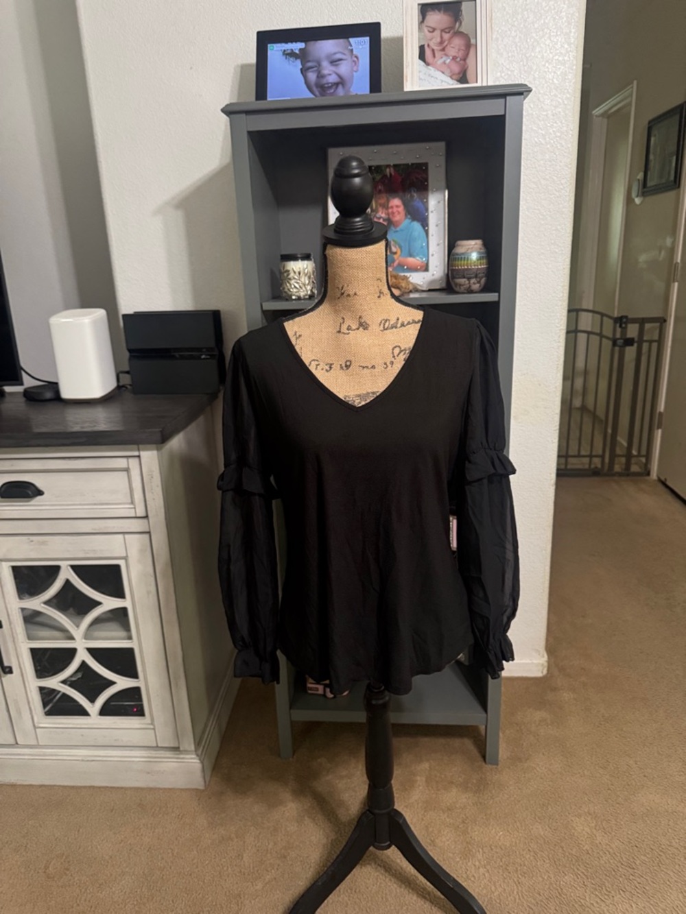 Maurices Black V-Neck Long Sleeve Blouse with Sheer Sleeves size M